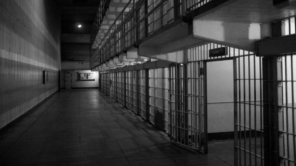 Prision-de-Alcatraz-2-1024x576 Trump ordenó reabrir Alcatraz, la prisión que conocimos todos por Hollywood