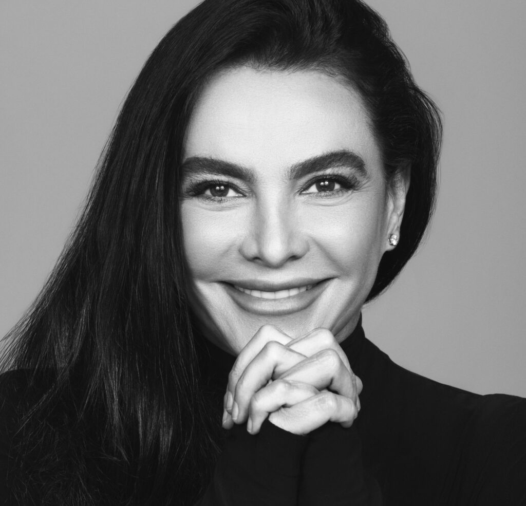 v2Foto-2-1024x985 Home