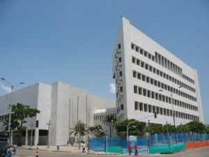 Edificio del Banco de la República en Barranquilla, fotografía de archivo de Jdvillalobos, 2008.