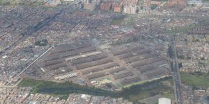 Vista aérea de Corabastos y su entorno en Bogotá, fotografía de archivo de 2018