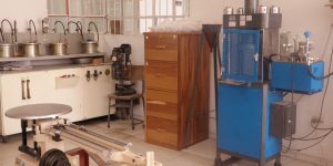 Laboratorio de Ensayo de Materiales de la Universidad Nacional de Colombia en Bogotá, fotografía temática de archivo de septiembre de 2012